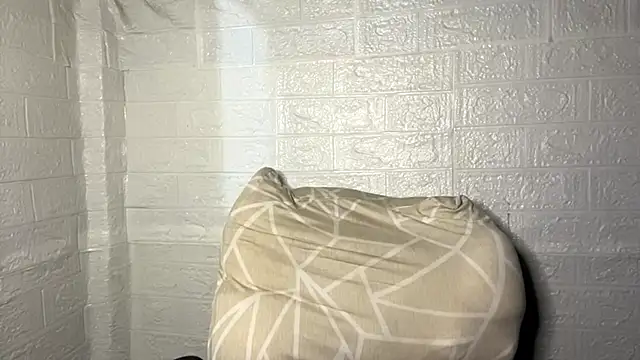 MargretMccarren online show from 04.19.26