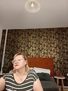 I amVeronicle online show from 06.05.26