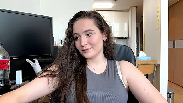 Emilly Cart online show from 05.15.26