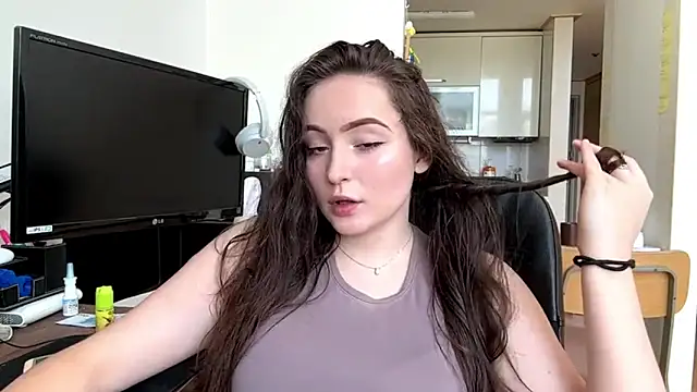 Emilly Cart online show from 06.09.26