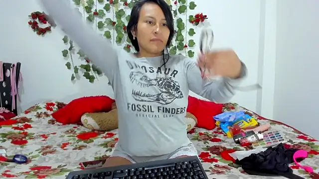 Snapshot of Natalia_sexxxy chatting on 05.28.26 Natalia sexxxy online show from 05.28.26