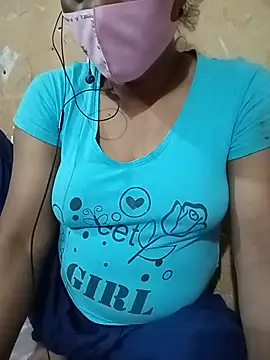 Snapshot of Shila_bby chatting on 07.28.26 Shila bby online show from 07.28.26
