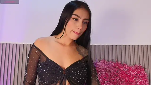 KENNIA SWEETIE online show from 05.22.26