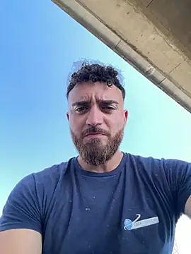 Snapshot of ildoge chatting on 06.17.26 ildoge online show from 06.17.26