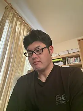 Snapshot of shun_201 chatting on 04.29.26 shun 201 online show from 04.29.26