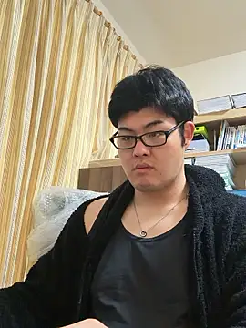 Snapshot of shun_201 chatting on 05.22.26 shun 201 online show from 05.22.26
