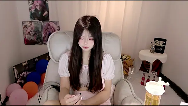 Snapshot of ChuYI-007 chatting on 05.27.26 ChuYI-007 online show from 05.27.26