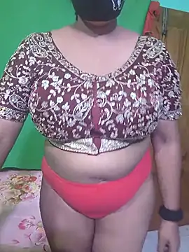 Snapshot of Hot_Cupole chatting on 05.31.26 Hot Cupole online show from 05.31.26