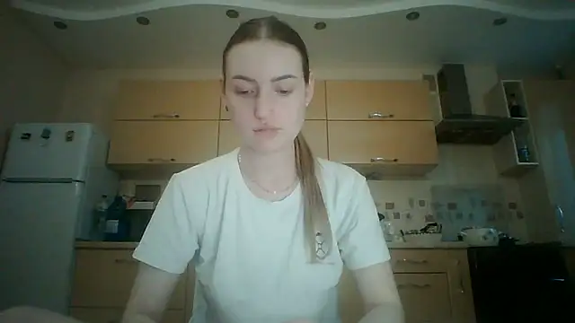Snapshot of Lisanta chatting on 07.19.26 Lisanta online show from 07.19.26