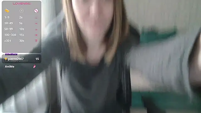  AlliceCullen  online show from 04.20.26