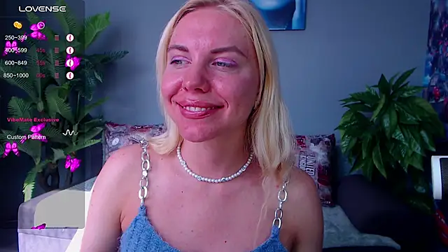 Snapshot of FromRussia chatting on 07.06.26 FromRussia online show from 07.06.26