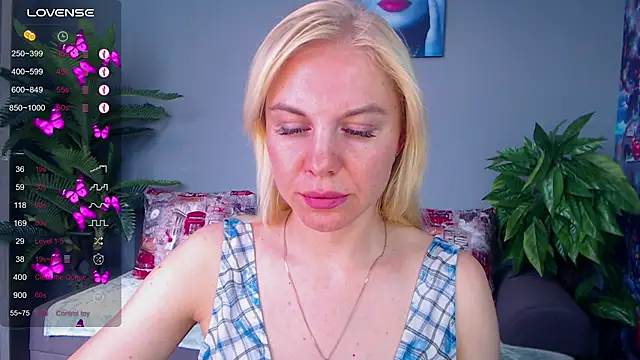 Snapshot of FromRussia chatting on 07.16.26 FromRussia online show from 07.16.26