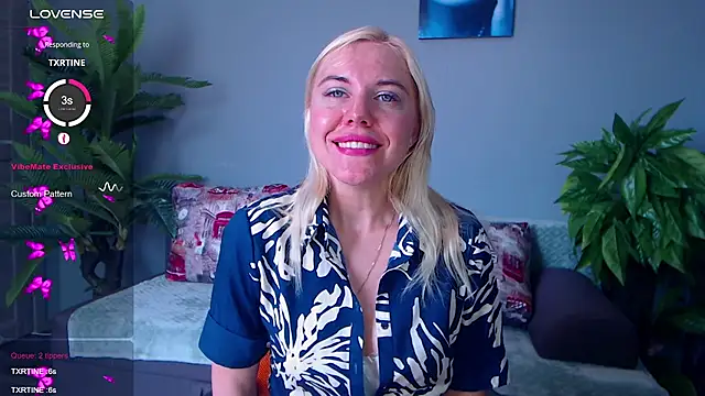 Snapshot of FromRussia chatting on 07.25.26 FromRussia online show from 07.25.26