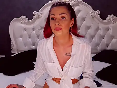 MeghanLoft online show from 06.08.26