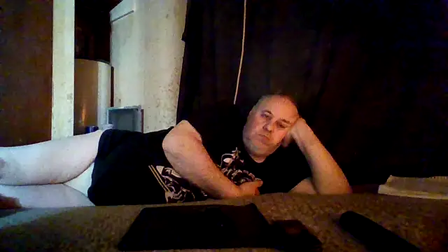 Nightshade1195 online show from 05.21.26