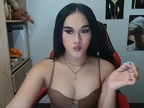 YourHot Nica online show from 05.27.26