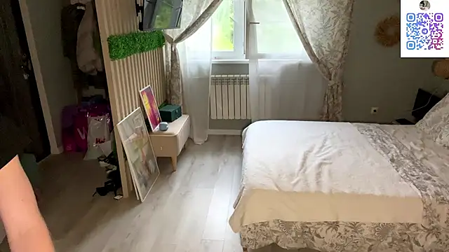 oliviakiiss online show from 05.13.26