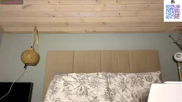 oliviakiiss online show from 05.22.26
