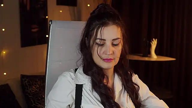 AureliaVane online show from 06.10.26
