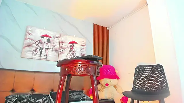 Violet Hots online show from 05.03.26