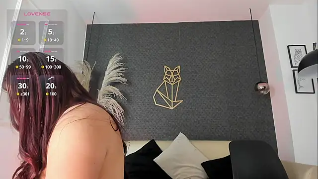 Snapshot of Nina_voss chatting on 06.11.26 Nina voss online show from 06.11.26