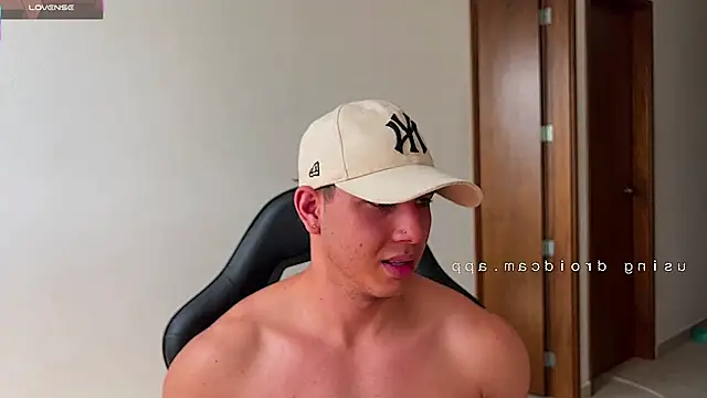 Snapshot of Maxx_valiant chatting on 05.30.26 Maxx valiant online show from 05.30.26