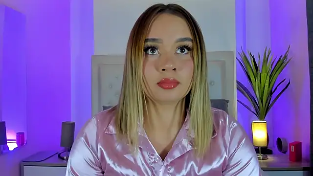 Snapshot of Sofia_pamela_ chatting on 07.21.26 Sofia pamela online show from 07.21.26