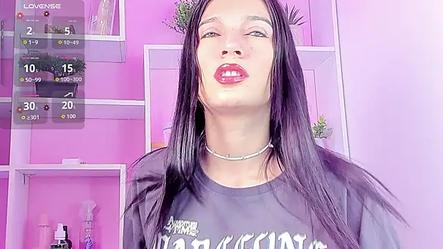 MilaWhitte online show from 06.15.26