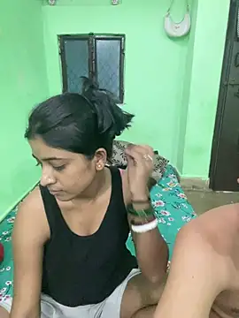 hot-couple-0 online show from 07.06.26