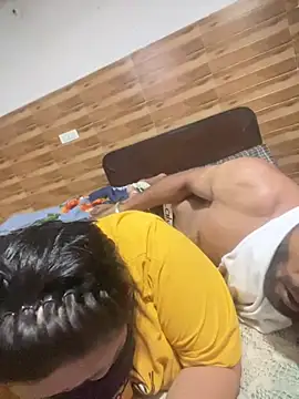 hot-couple-0 online show from 08.03.26