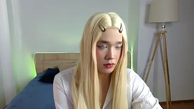 Snapshot of icexoxo2 chatting on 07.16.26 icexoxo2 online show from 07.16.26