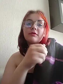 LoisFox online show from 04.24.26