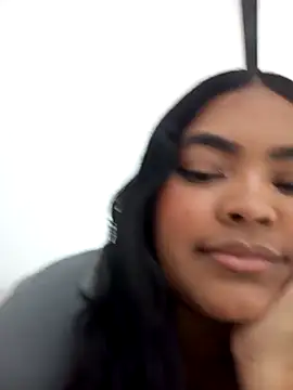 Snapshot of riley_dolly chatting on 05.10.26 riley dolly online show from 05.10.26