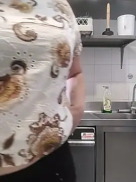 Cuginetti online show from 06.15.26