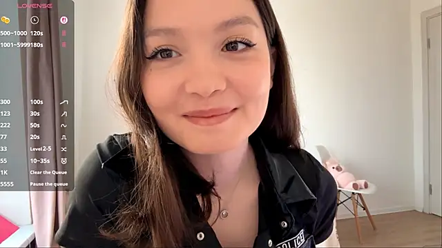 Snapshot of RochelTrewhitt chatting on 06.12.26 RochelTrewhitt online show from 06.12.26