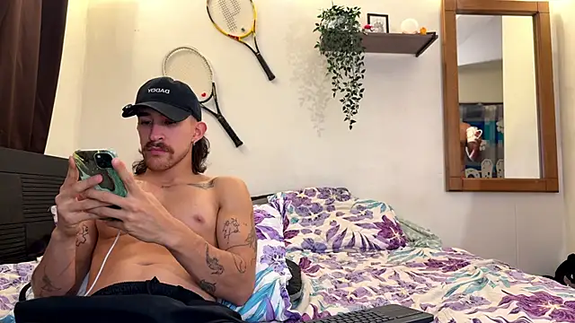 Aaron wheel online show from 05.04.26