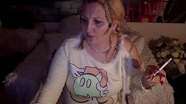 Divineblond online show from 03.05.25