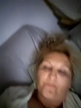 Divineblond online show from 09.26.25