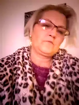 Divineblond online show from 01.06.26