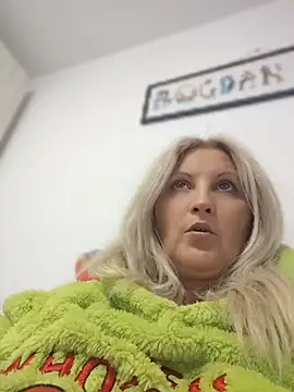 Divineblond online show from 04.30.26
