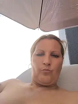 Divineblond online show from 06.05.26
