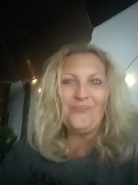 Divineblond online show from 06.11.26