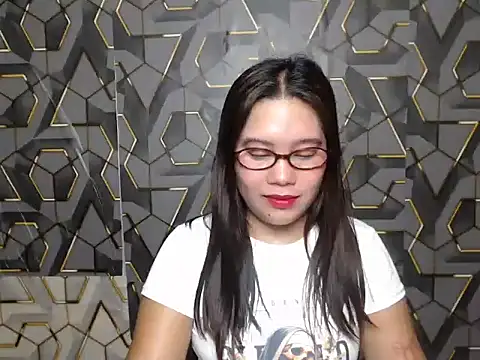 Snapshot of ur_prettychelsie chatting on 06.04.26 ur prettychelsie online show from 06.04.26