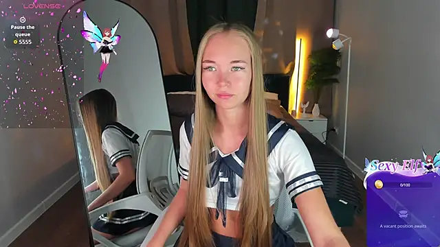 Milana Sorrento online show from 06.19.26