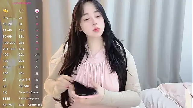 Snapshot of Hanzaizai32902 chatting on 05.17.26 Hanzaizai32902 online show from 05.17.26