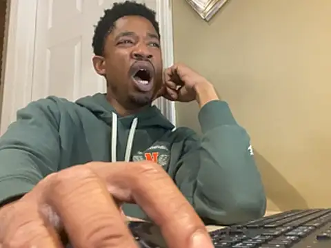 milfandyoungin online show from 06.23.26