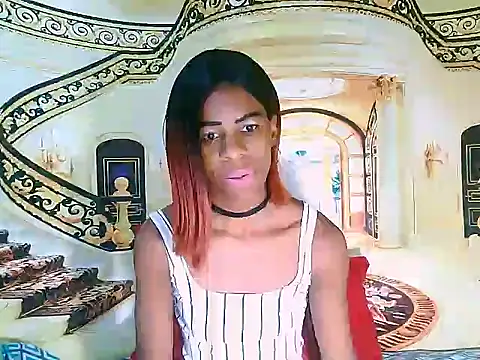 Snapshot of EbonySweetPeach chatting on 04.30.26 EbonySweetPeach online show from 04.30.26
