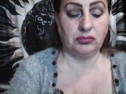 LoaqLovew online show from 05.05.26