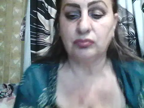 LoaqLovew online show from 05.23.26