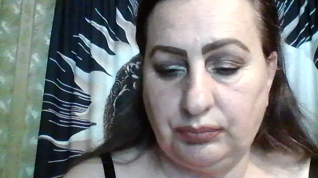 LoaqLovew online show from 06.12.26